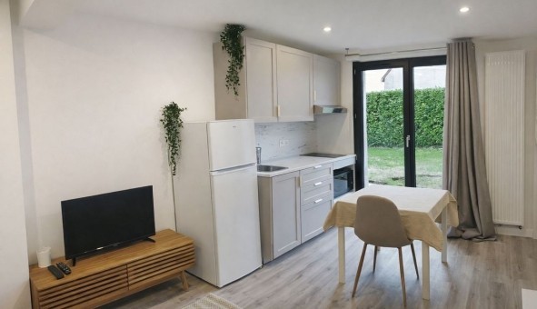 Logement �tudiant Location Studio Vide Verneuil sur Seine (78480)