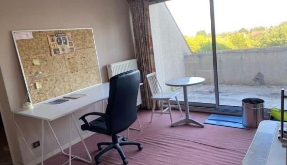 Logement étudiant Studio à Verrières le Buisson (91370)