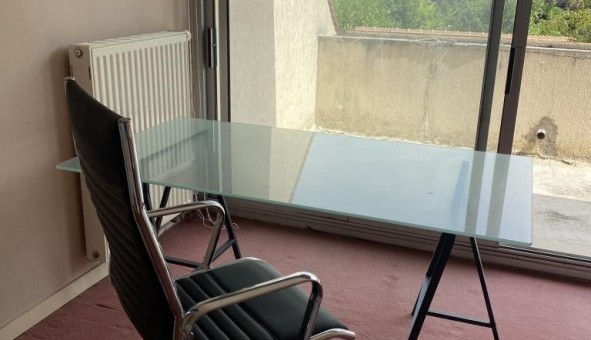 Logement tudiant Studio à Verrires le Buisson (91370)