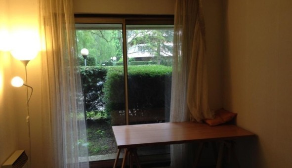 Logement �tudiant Studio &agrave; Verri�res le Buisson (91370)