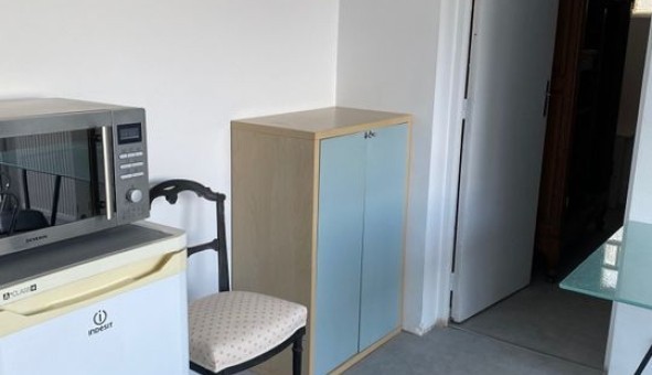 Logement �tudiant Studio &agrave; Verri�res le Buisson (91370)