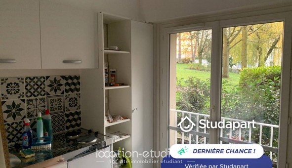 Logement tudiant Location Studio Meublé Versailles (78000)