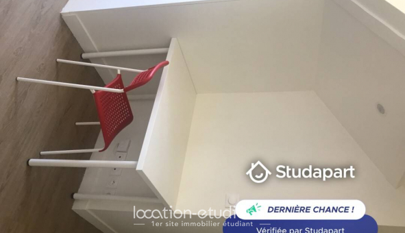 Logement tudiant Studio à Versailles (78000)