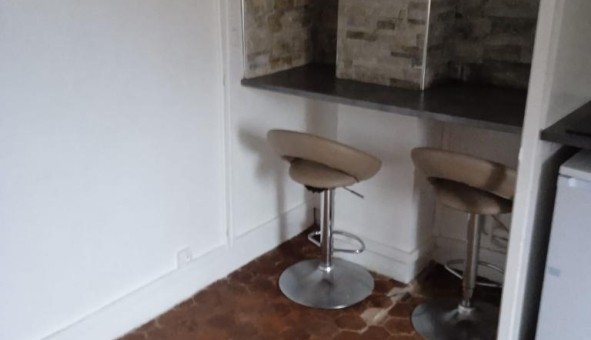 Logement tudiant Studio à Versailles (78000)