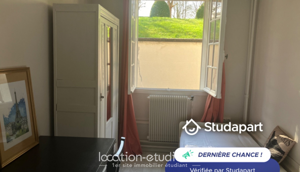 Logement étudiant Location Studio Meublé Versailles (78000)