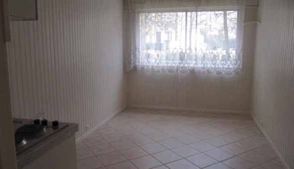 Logement tudiant Studio à Versailles (78000)
