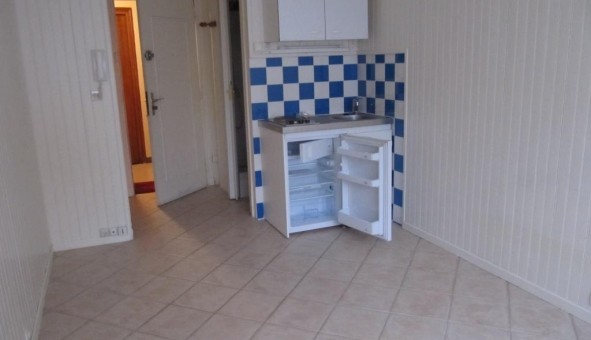 Logement tudiant Studio à Versailles (78000)