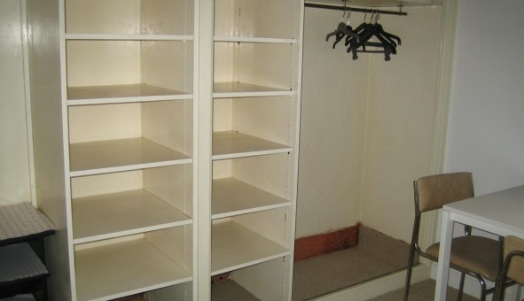 Logement tudiant Studio à Versailles (78000)