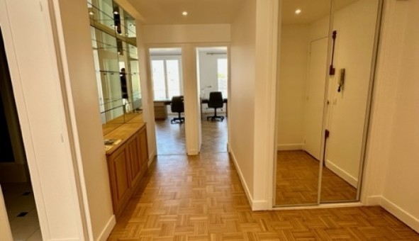 Logement tudiant Studio à Versailles (78000)