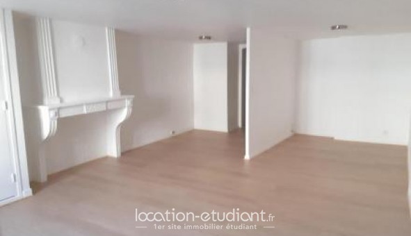 Logement tudiant Studio à Villefranche sur Sane (69400)