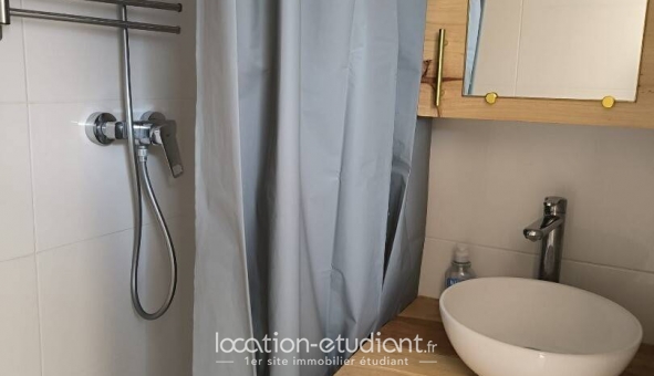 Logement étudiant Studio &agrave; Villejuif (94800)