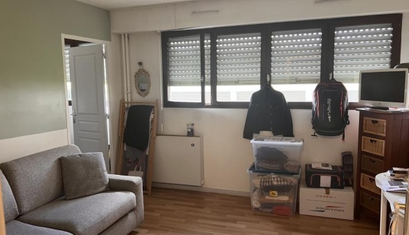 Logement étudiant Location Studio Vide Villemomble (93250)