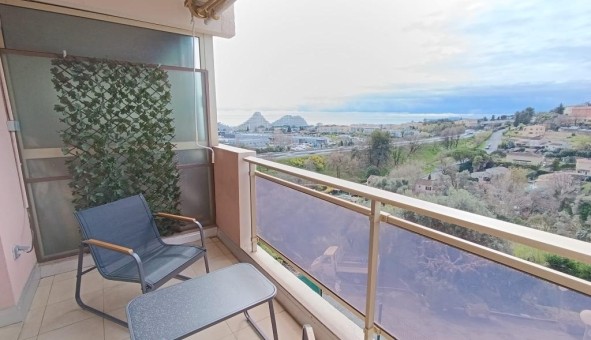 Logement tudiant Location Studio Vide Villeneuve Loubet (06270)