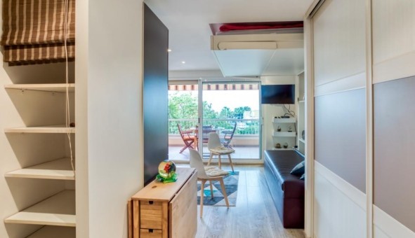 Logement �tudiant Studio &agrave; Villeneuve Loubet (06270)