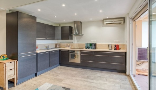 Logement �tudiant Location Studio Vide Villeneuve Loubet (06270)