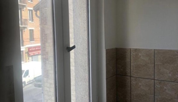 Logement tudiant Location Studio Vide Villeneuve Saint Georges (94190)