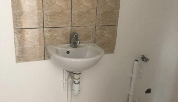Logement �tudiant Studio &agrave; Villeneuve Saint Georges (94190)