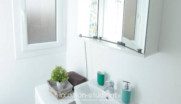 Logement �tudiant Studio &agrave; Villeneuve la Garenne (92390)