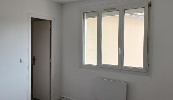Logement tudiant Studio à Villeparisis (77270)