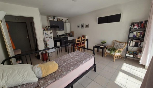 Logement étudiant Location Studio Vide Villepinte (93420)