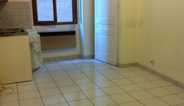 Logement tudiant Location Studio Vide Villeurbanne (69100)