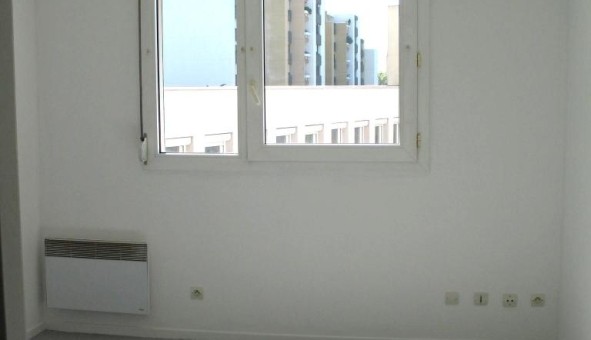 Logement tudiant Location Studio Vide Villeurbanne (69100)