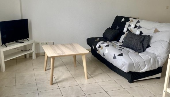 Logement tudiant Location Studio Vide Villeurbanne (69100)