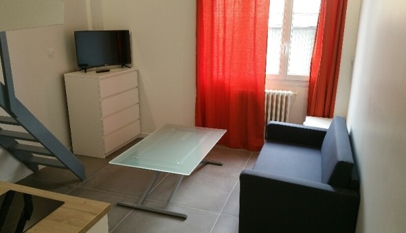 Logement étudiant Studio &agrave; Villeurbanne (69100)