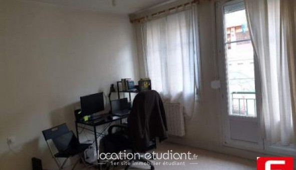 Logement tudiant Studio à Vire (14500)