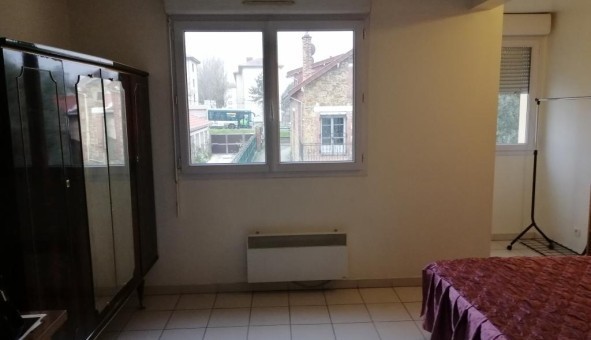 Logement �tudiant Studio &agrave; Vitry sur Seine (94400)