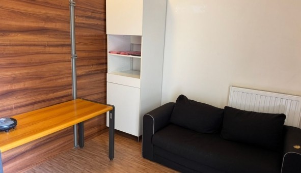 Logement �tudiant Studio &agrave; Vitry sur Seine (94400)