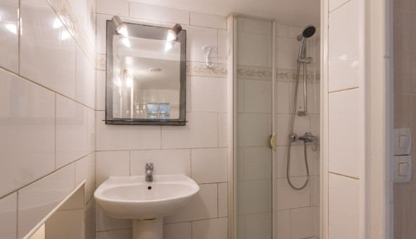 Logement �tudiant Studio &agrave; Vitry sur Seine (94400)