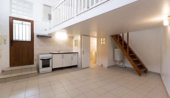 Logement �tudiant Studio &agrave; Vitry sur Seine (94400)