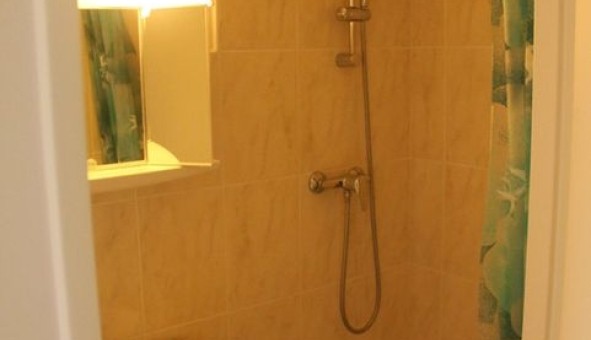 Logement �tudiant Studio &agrave; Vitry sur Seine (94400)