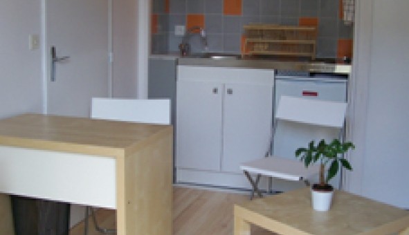 Logement tudiant Studio à Voisins le Bretonneux (78960)