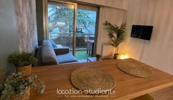Logement étudiant Studio &agrave; Antibes (06160)