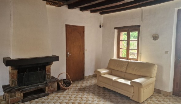 Logement �tudiant T1 &agrave; Armenti�res sur Avre (27820)