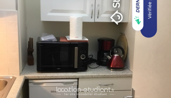 Logement étudiant Studio &agrave; Courbevoie (92400)