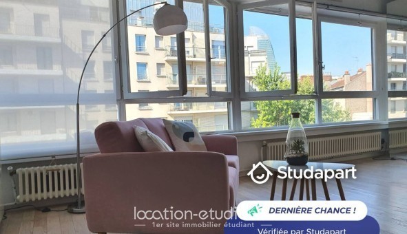 Logement étudiant Studio &agrave; Courbevoie (92400)