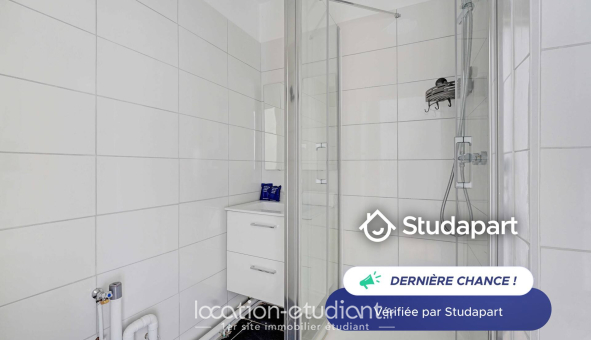 Logement étudiant Studio &agrave; Courbevoie (92400)