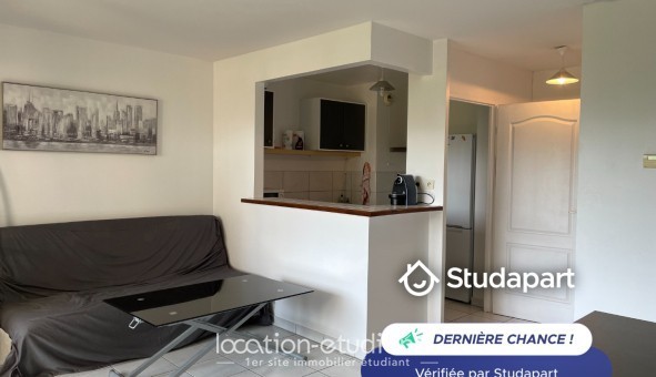Logement étudiant Studio &agrave; Courbevoie (92400)