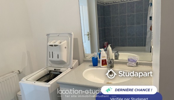 Logement étudiant Studio &agrave; Courbevoie (92400)