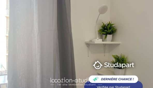 Logement étudiant Studio &agrave; Courbevoie (92400)