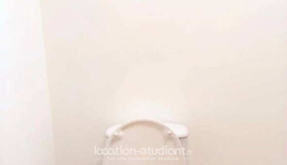 Logement étudiant Studio &agrave; Courbevoie (92400)