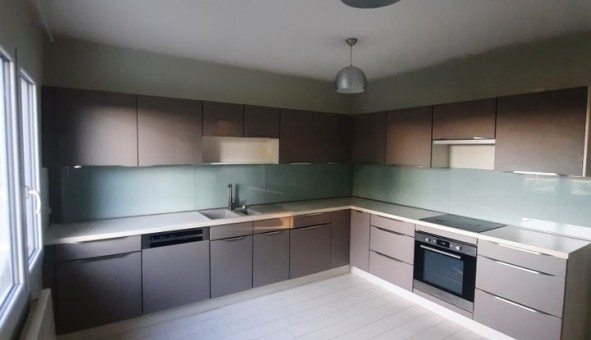 Logement �tudiant T1 &agrave; Dom�rat (03410)