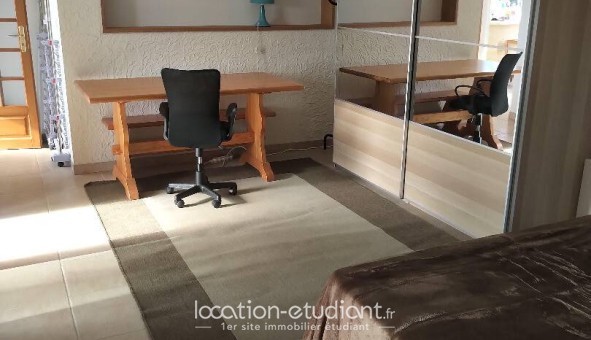 Logement étudiant T4 &agrave; Fargues Saint Hilaire (33370)