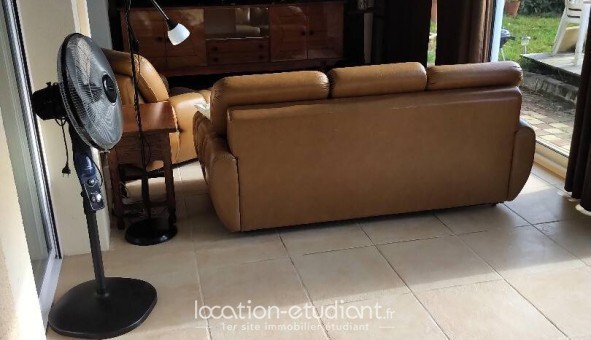 Logement étudiant T4 &agrave; Fargues Saint Hilaire (33370)