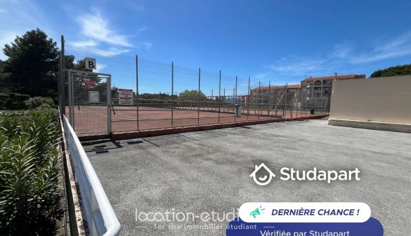 Logement étudiant Studio &agrave; Fréjus (83600)