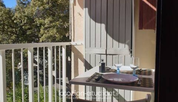 Logement étudiant Studio &agrave; Gréoux les Bains (04800)