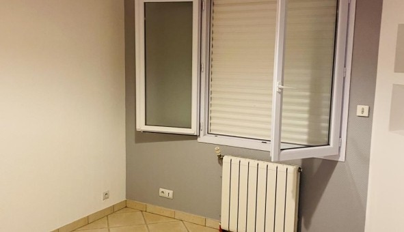 Logement tudiant T1 à Lognan (33850)